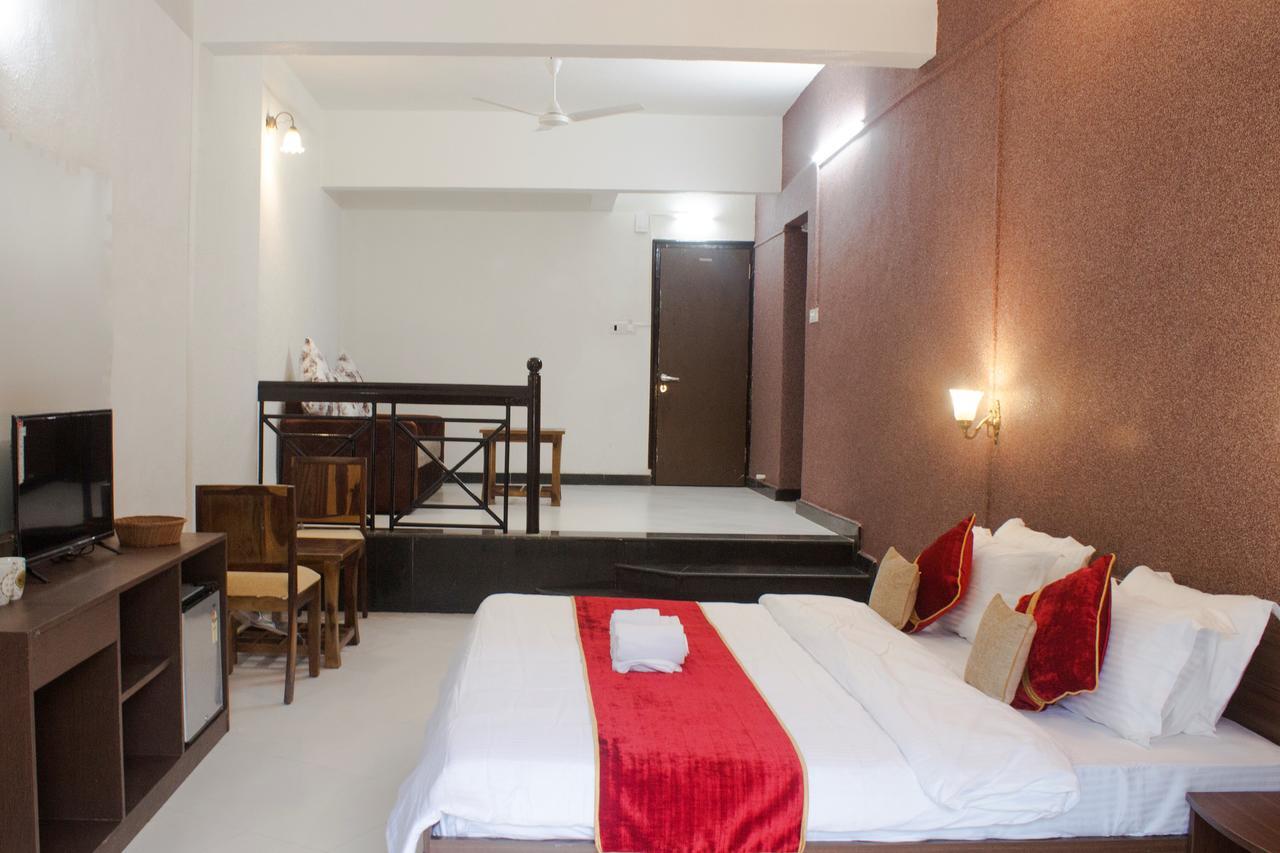 Velvet County Resort & Spa Lonavala Extérieur photo