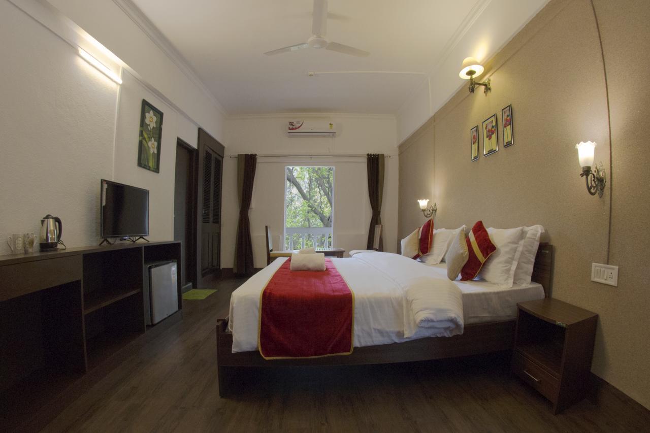 Velvet County Resort & Spa Lonavala Extérieur photo