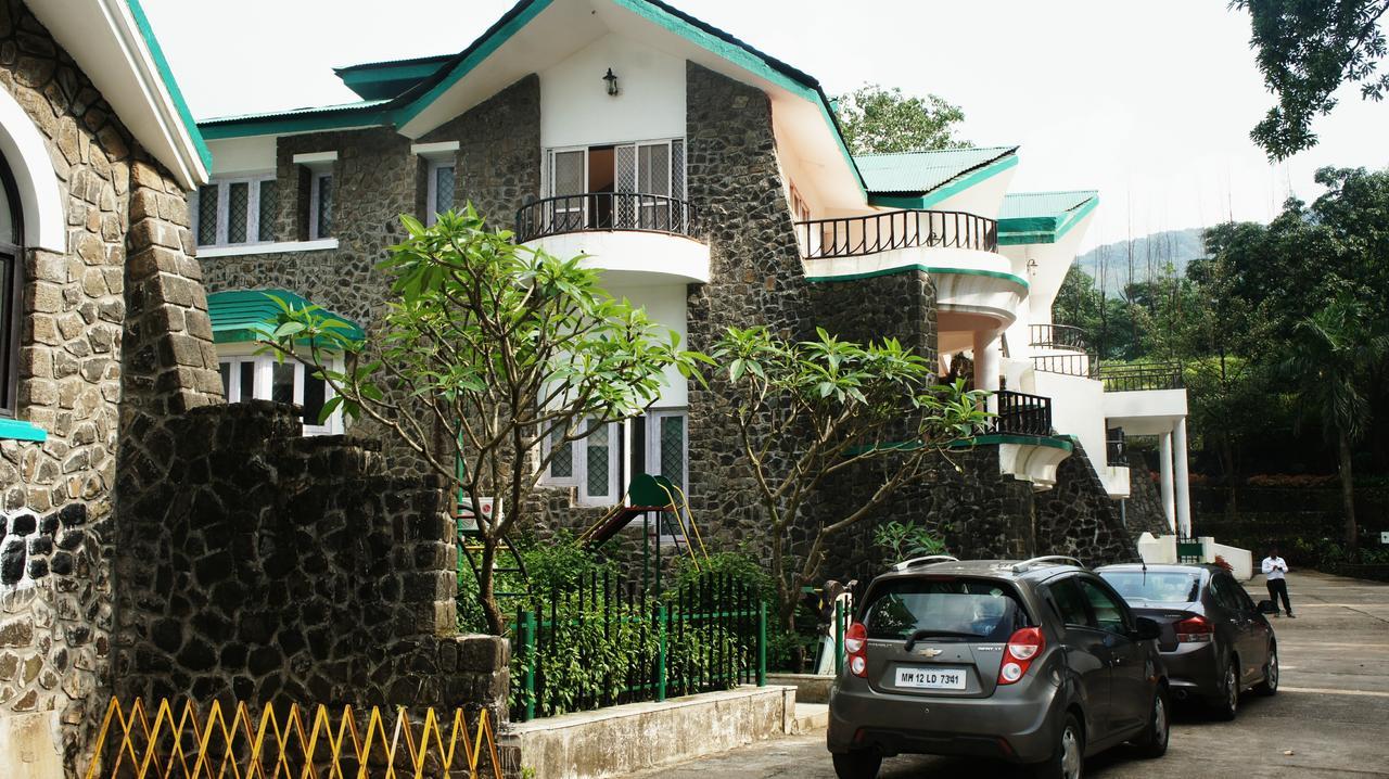 Velvet County Resort & Spa Lonavala Extérieur photo